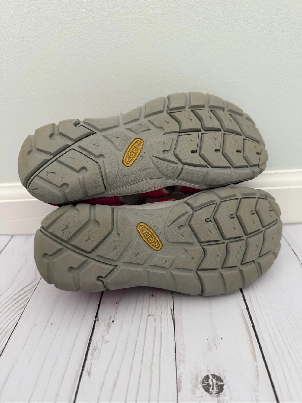 Kids Pink Keen Sandals - Breathable Outdoor Play Shoes